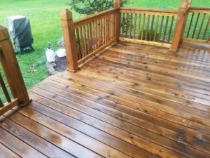 St Louis deck staining